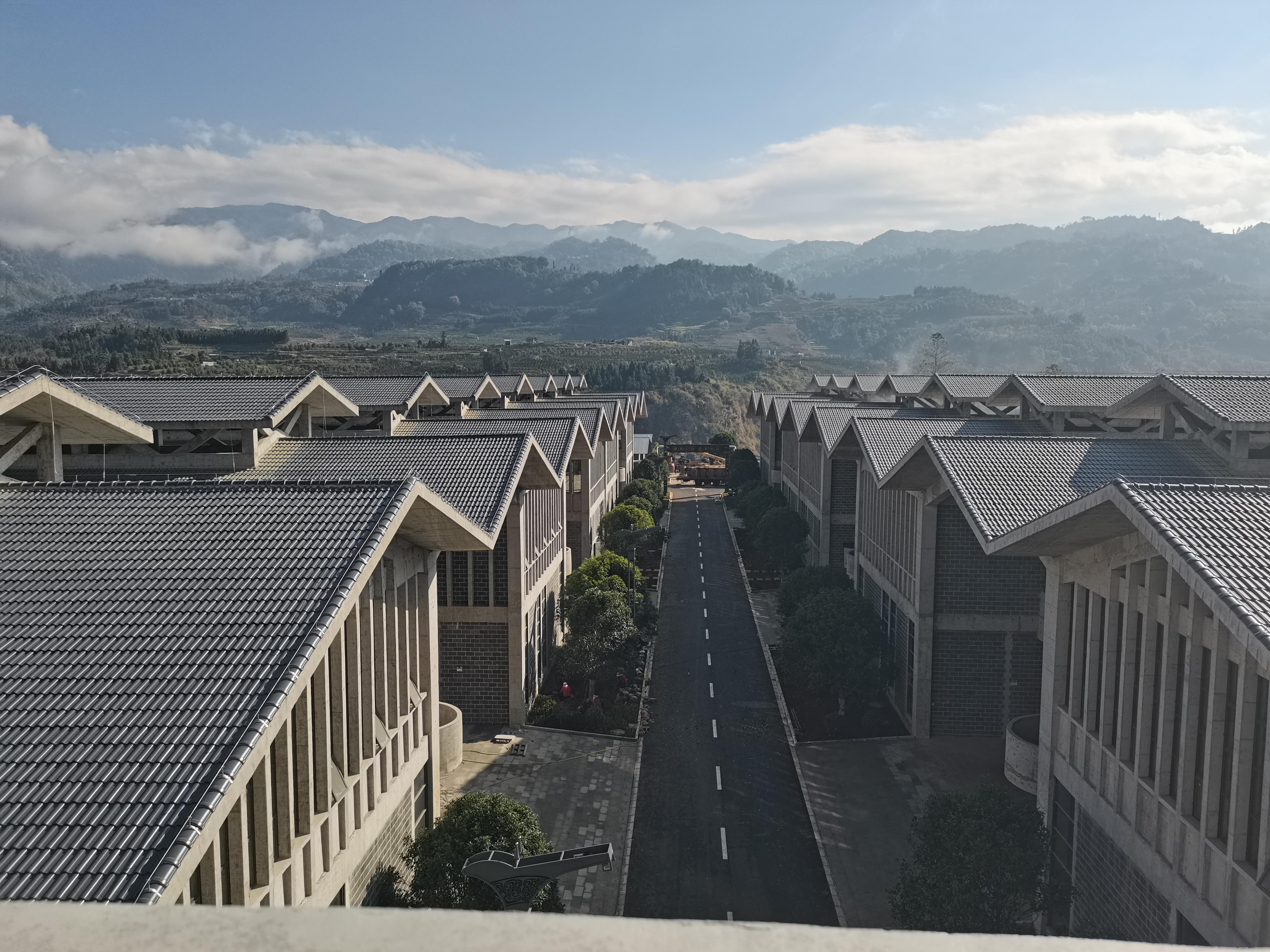 騰沖云叢酒業(yè)中高端白酒一體化項目